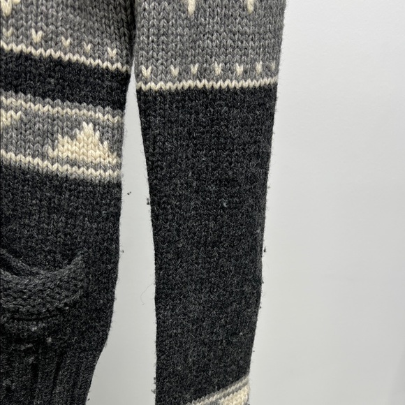 TNA Grey Patterned Sweater - Picture 5 of 7